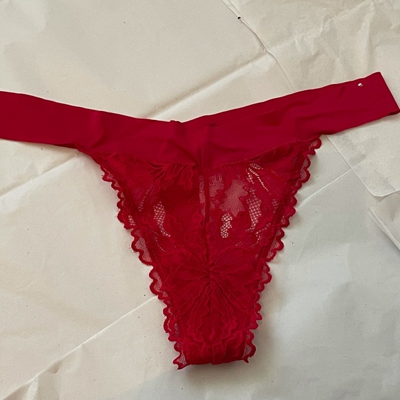 NWT & NWOT All 3 Thongs Are Large Were Packed Away - Picture 9 of 11